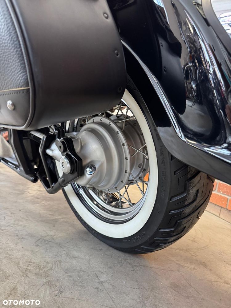 Suzuki VL 800 Volusia - Boulevard C50 - 16