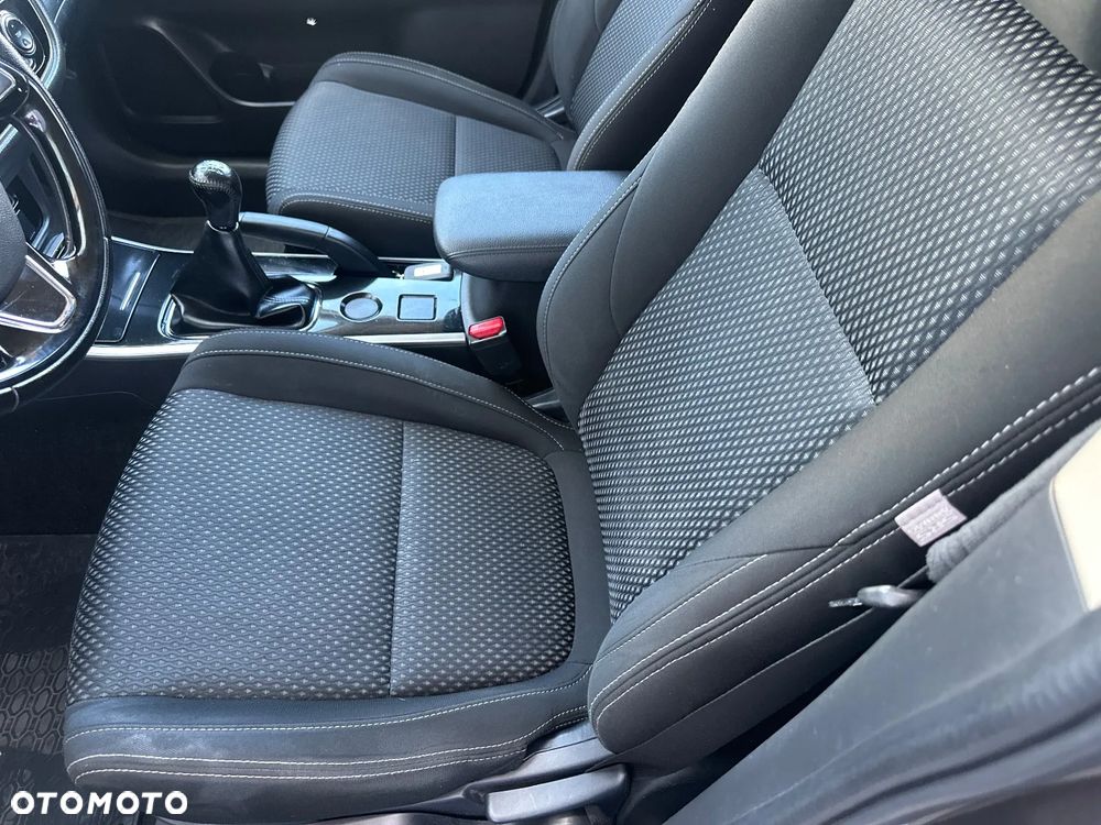 Mitsubishi Outlander 2.0 City Style 2WD - 20