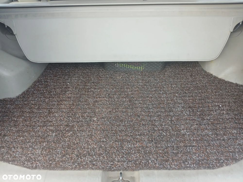 Nissan X-Trail 2.2 dCi Sport - 16