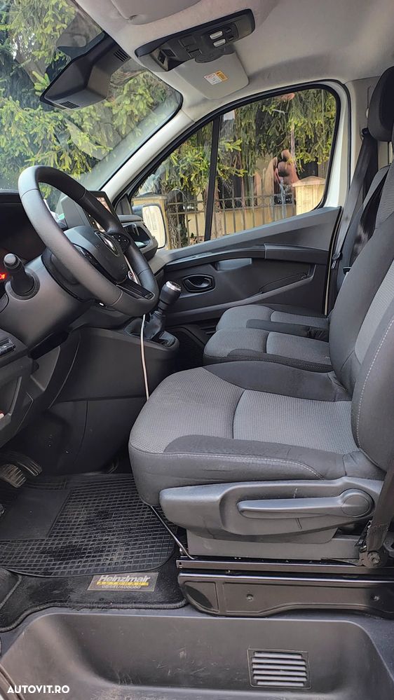 Renault Trafic - 8