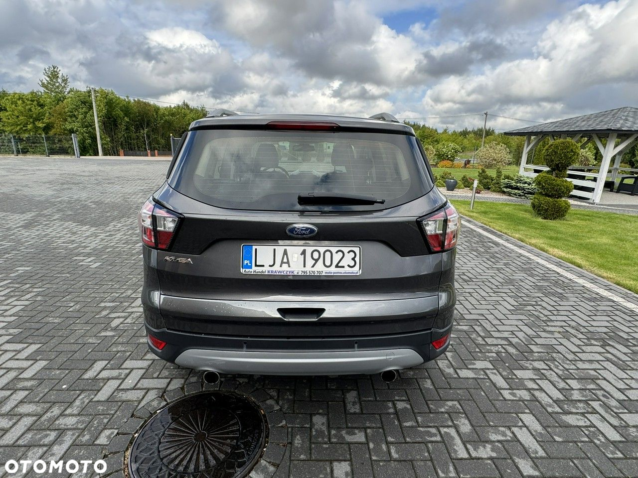 Ford Kuga - 11