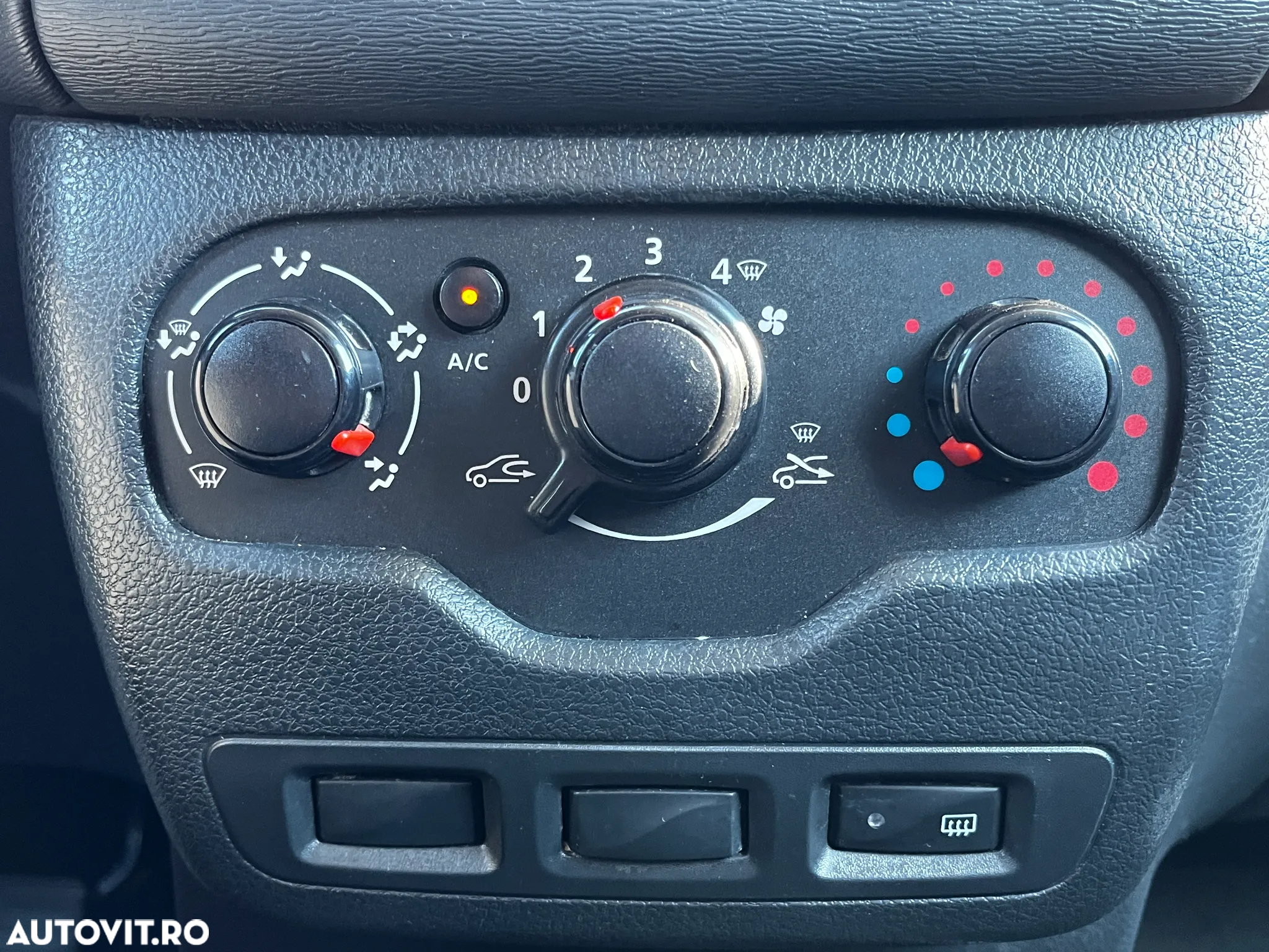 Dacia Dokker 1.5 Blue dCi Ambiance - 17
