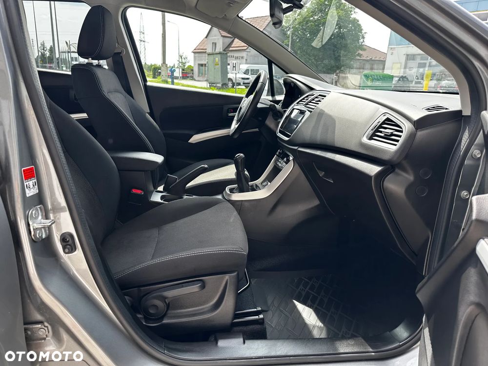 Suzuki SX4 - 25
