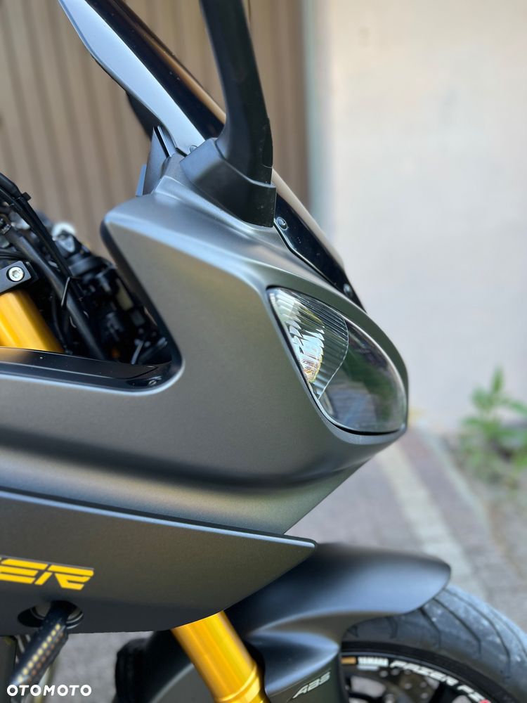 Yamaha FZ8 - 13