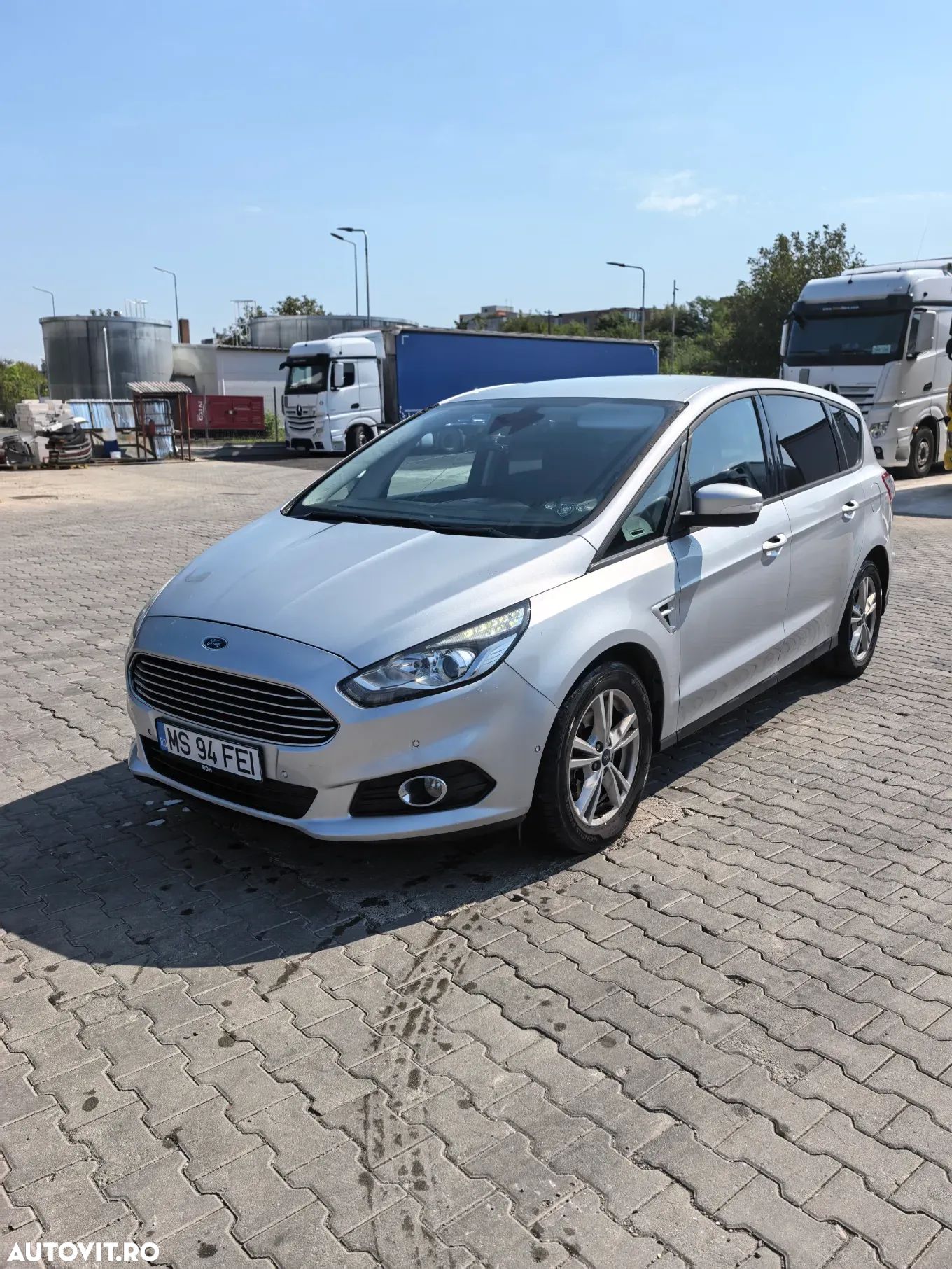 Ford S-Max - 1