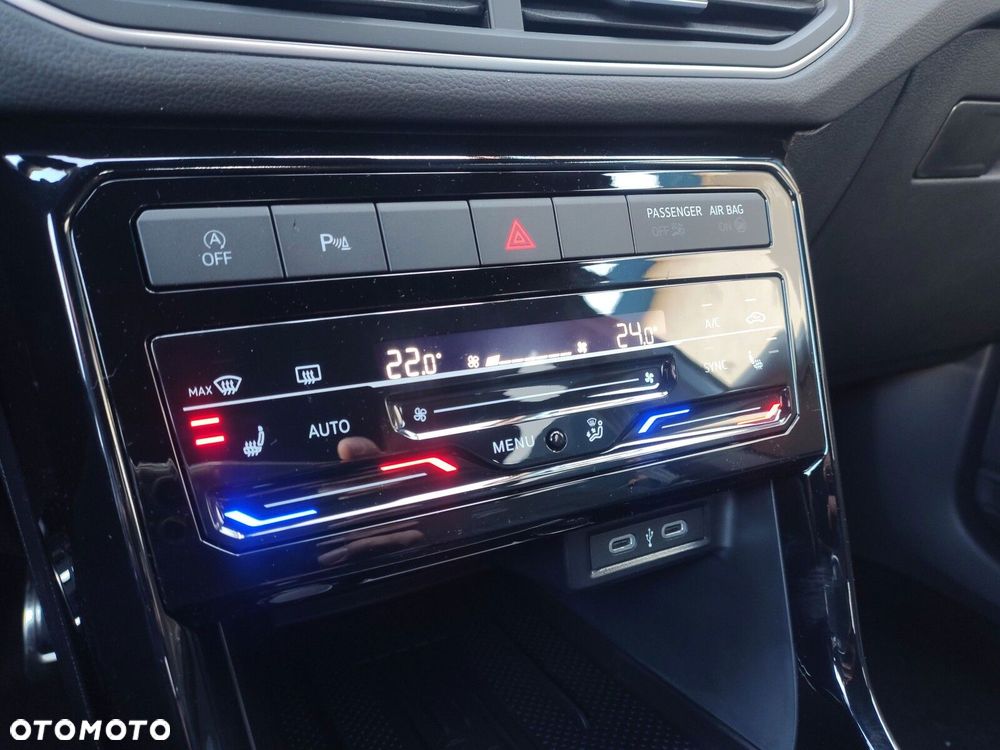 Volkswagen T-Cross 1.5 TSI ACT R-Line Plus DSG - 18
