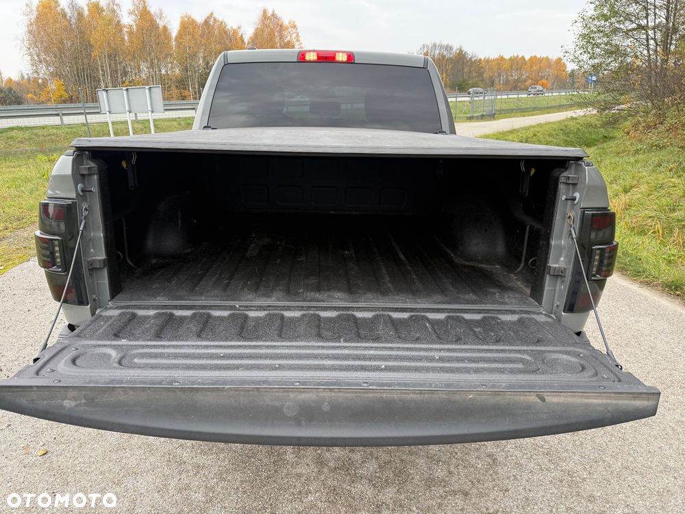 Dodge RAM 1500 5.7 4x4 - 29