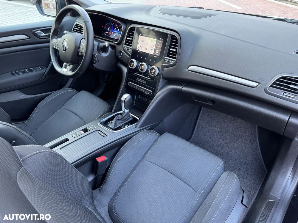 Renault Megane E-TECH 160 INTENS - 13