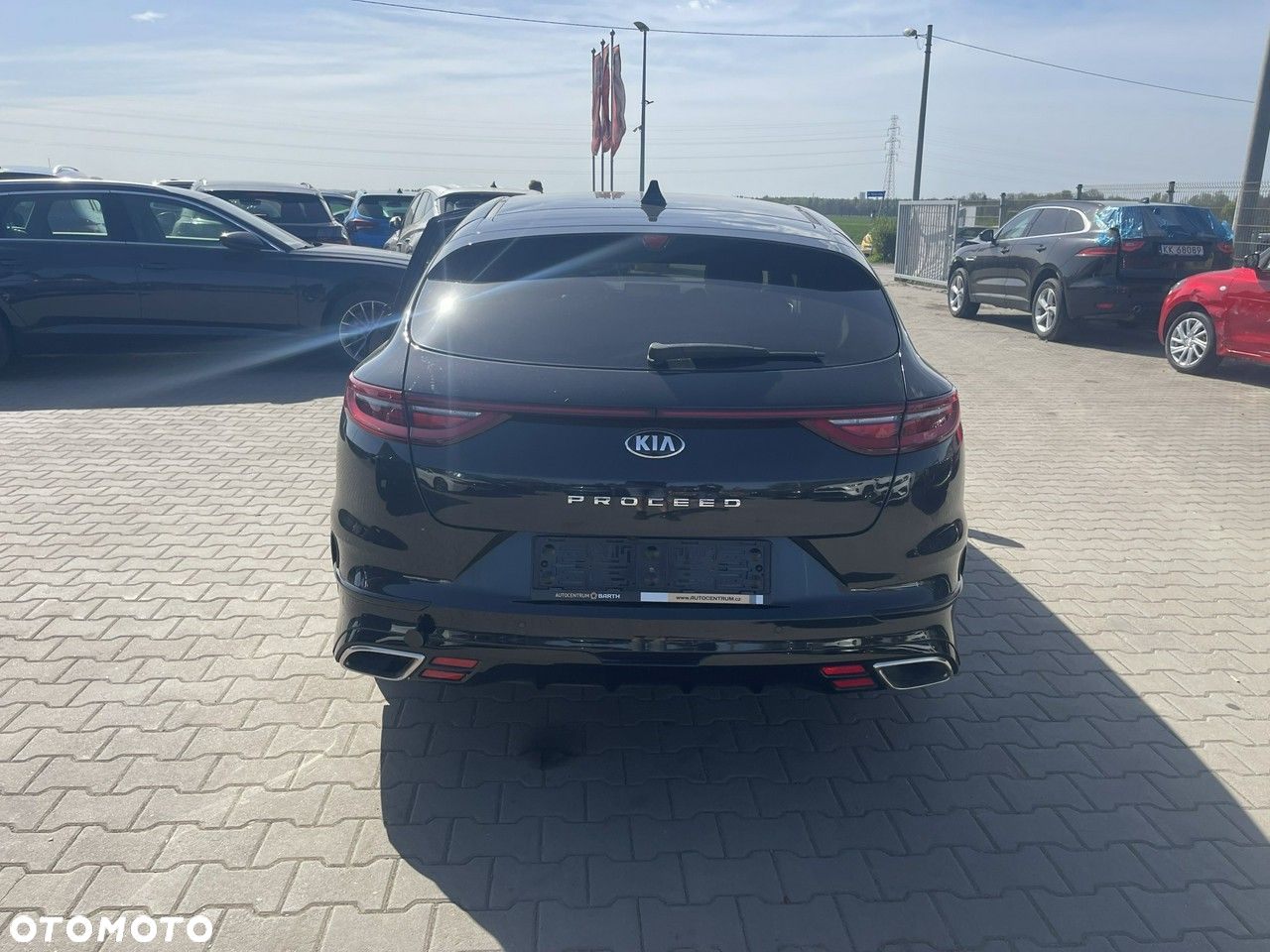 Kia ProCeed 1.6 T-GDI GT DCT - 3