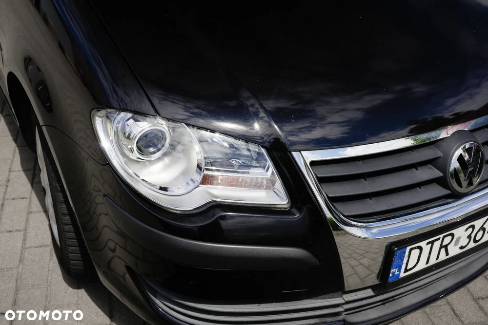 Volkswagen Touran 1.9 TDI DSG - 7