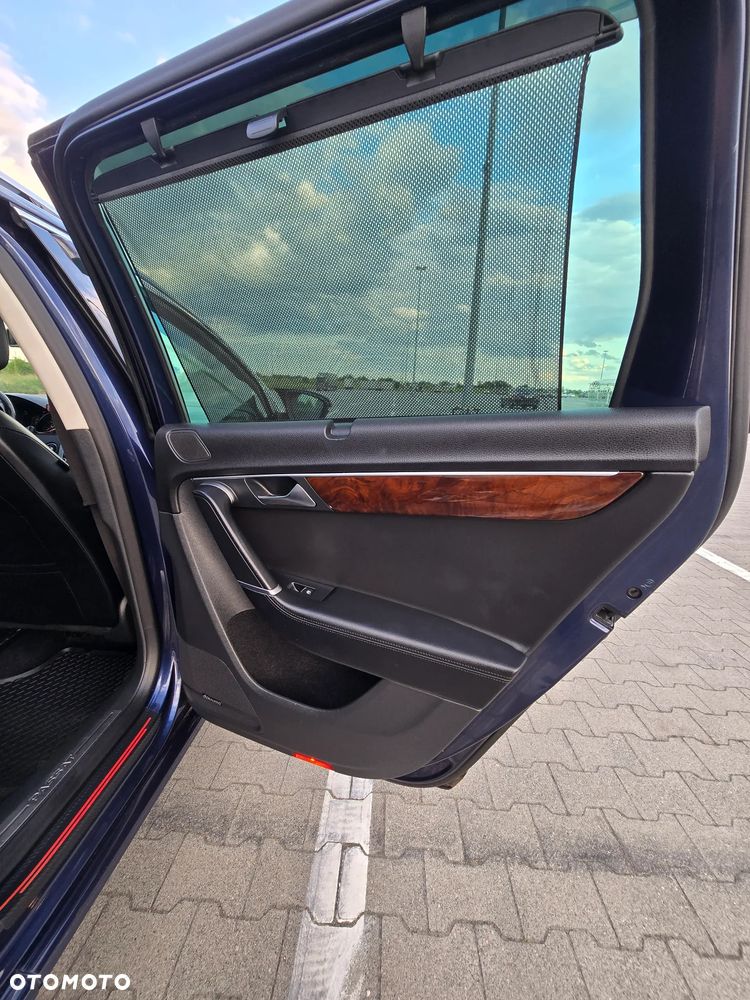 Volkswagen Passat 2.0 TDI 4Mot Highline - 14