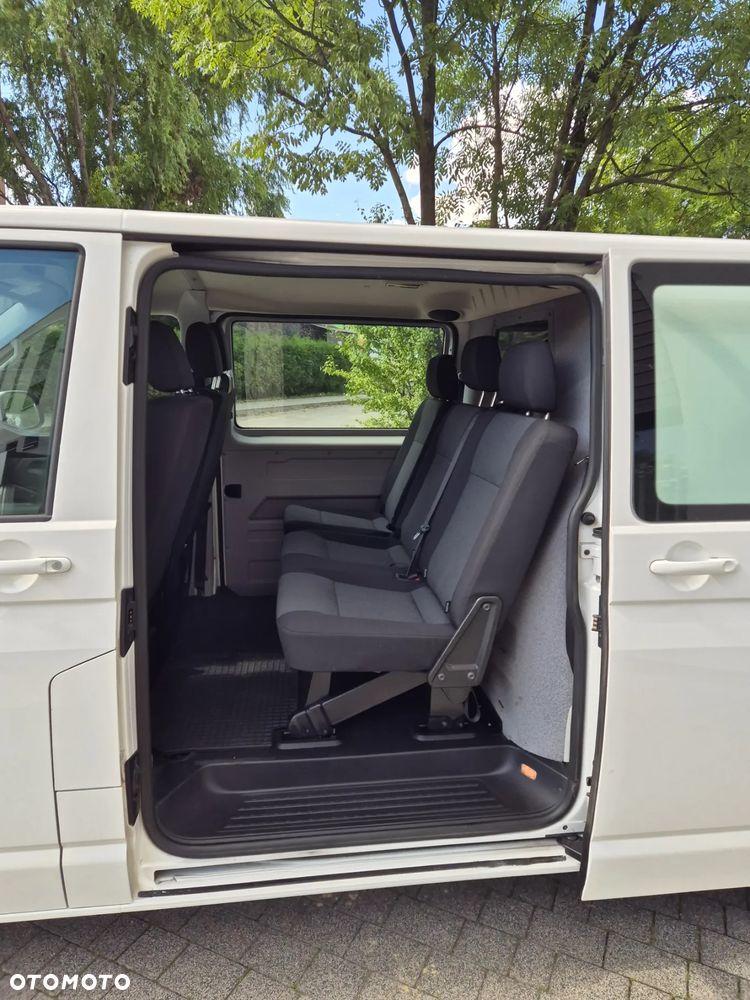 Volkswagen Transporter - 11