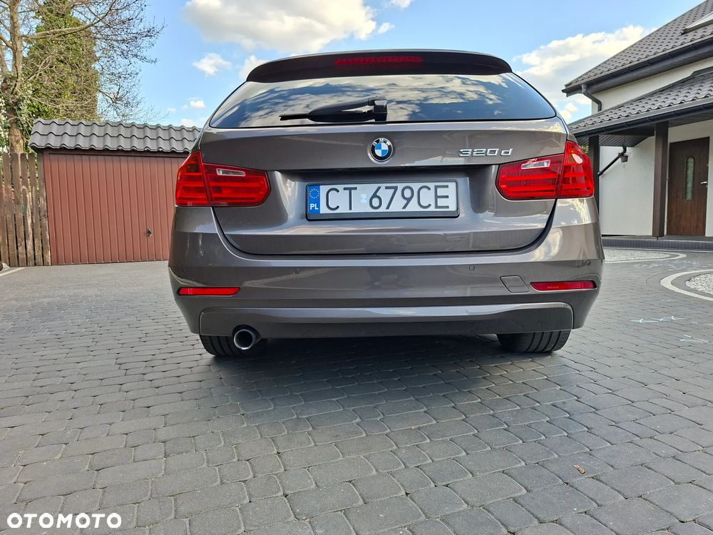 BMW Seria 3 320d - 5