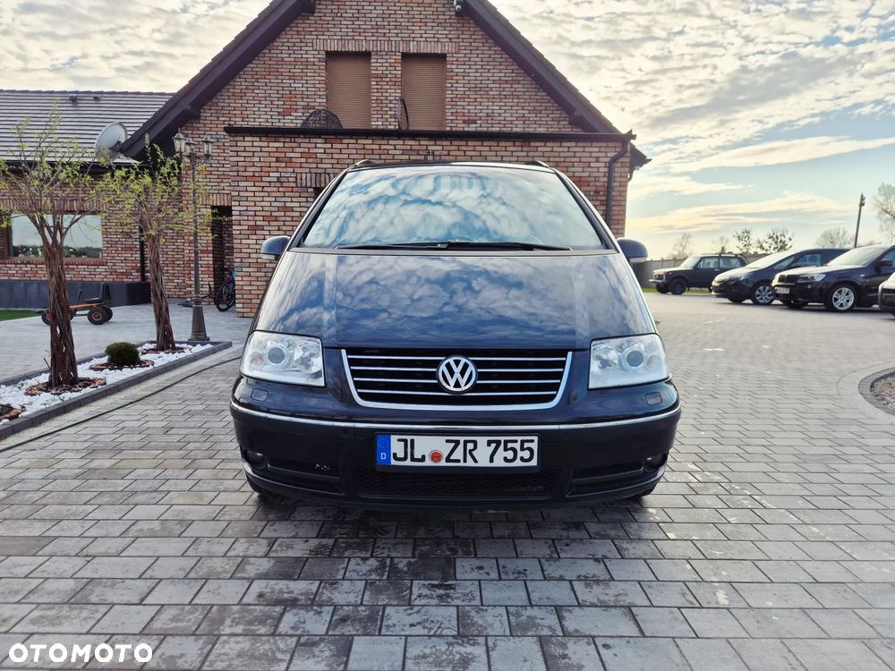 Volkswagen Sharan 1.9 TDI Automatik Highline - 9