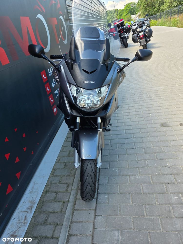 Honda NTV - 16
