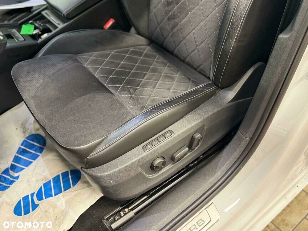 Skoda Superb 2.0 TSI 4x4 Sportline DSG - 26