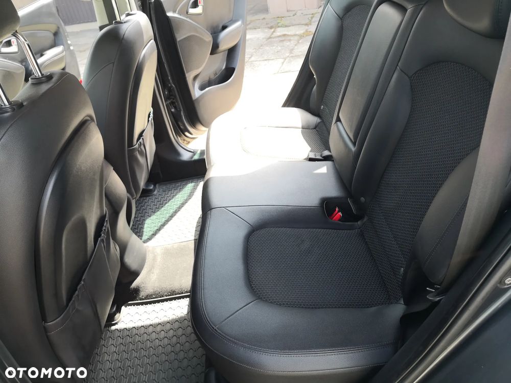 Hyundai ix35 2.0 CRDi 2WD Style - 17