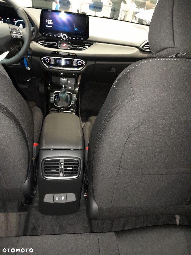 Hyundai i30 1.5 T-GDI 48V Smart DCT - 35