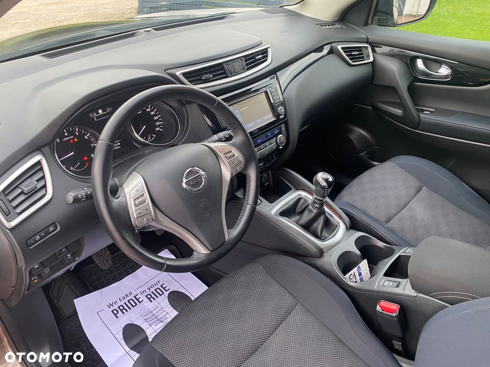 Nissan Qashqai - 10