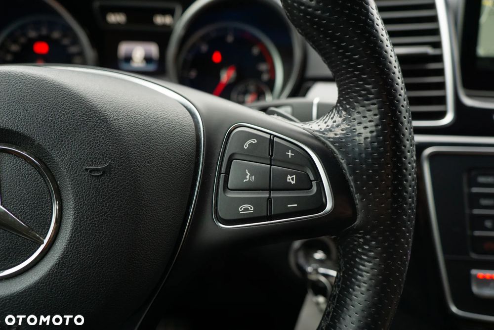 Mercedes-Benz GLE 350 d 4-Matic - 29