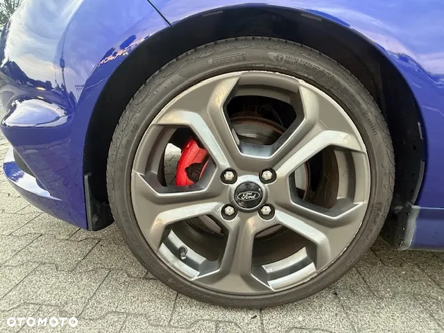 Ford Fiesta ST - 25