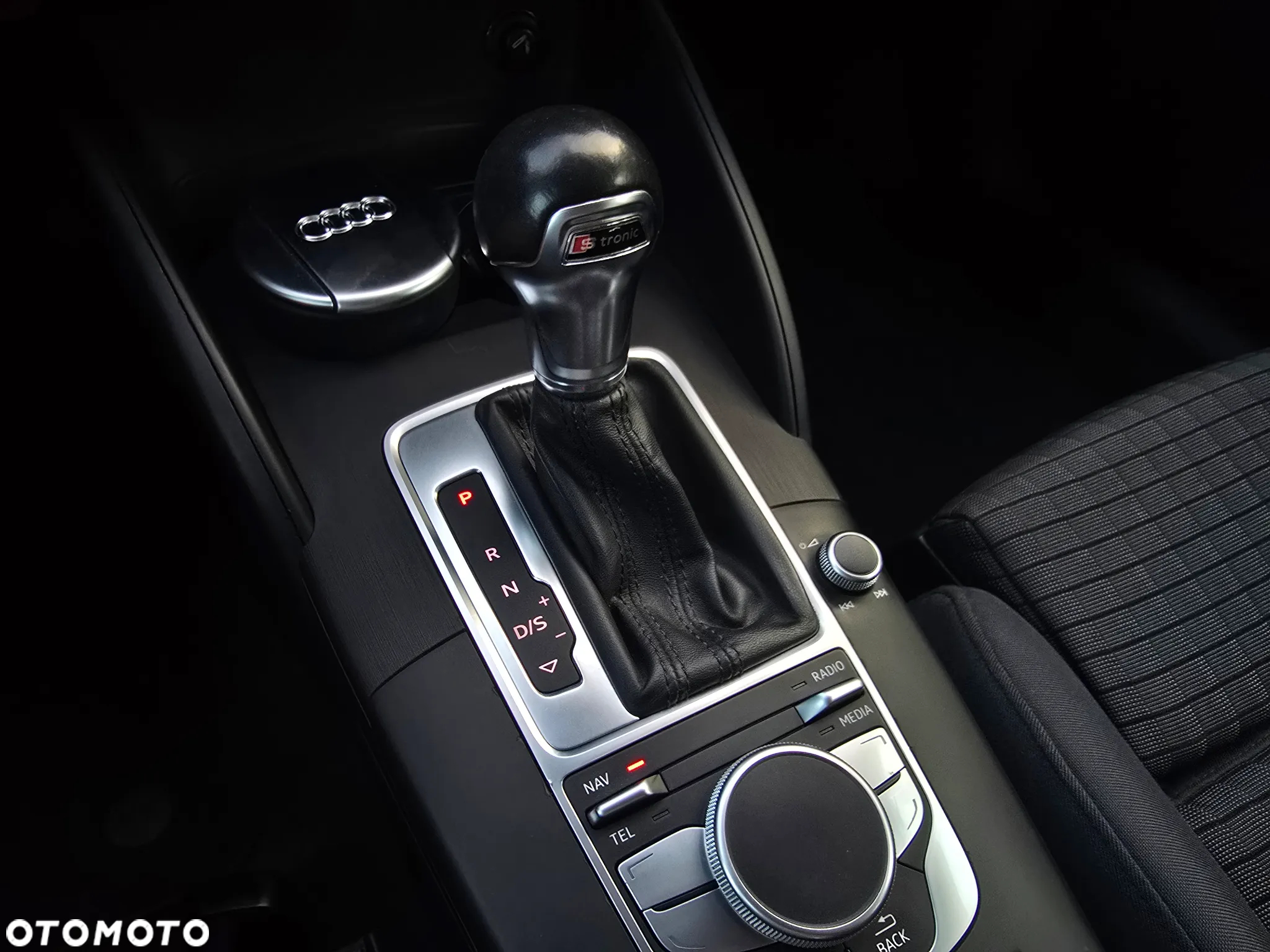 Audi A3 Sportback 2.0 TDI Attraction S tronic - 23