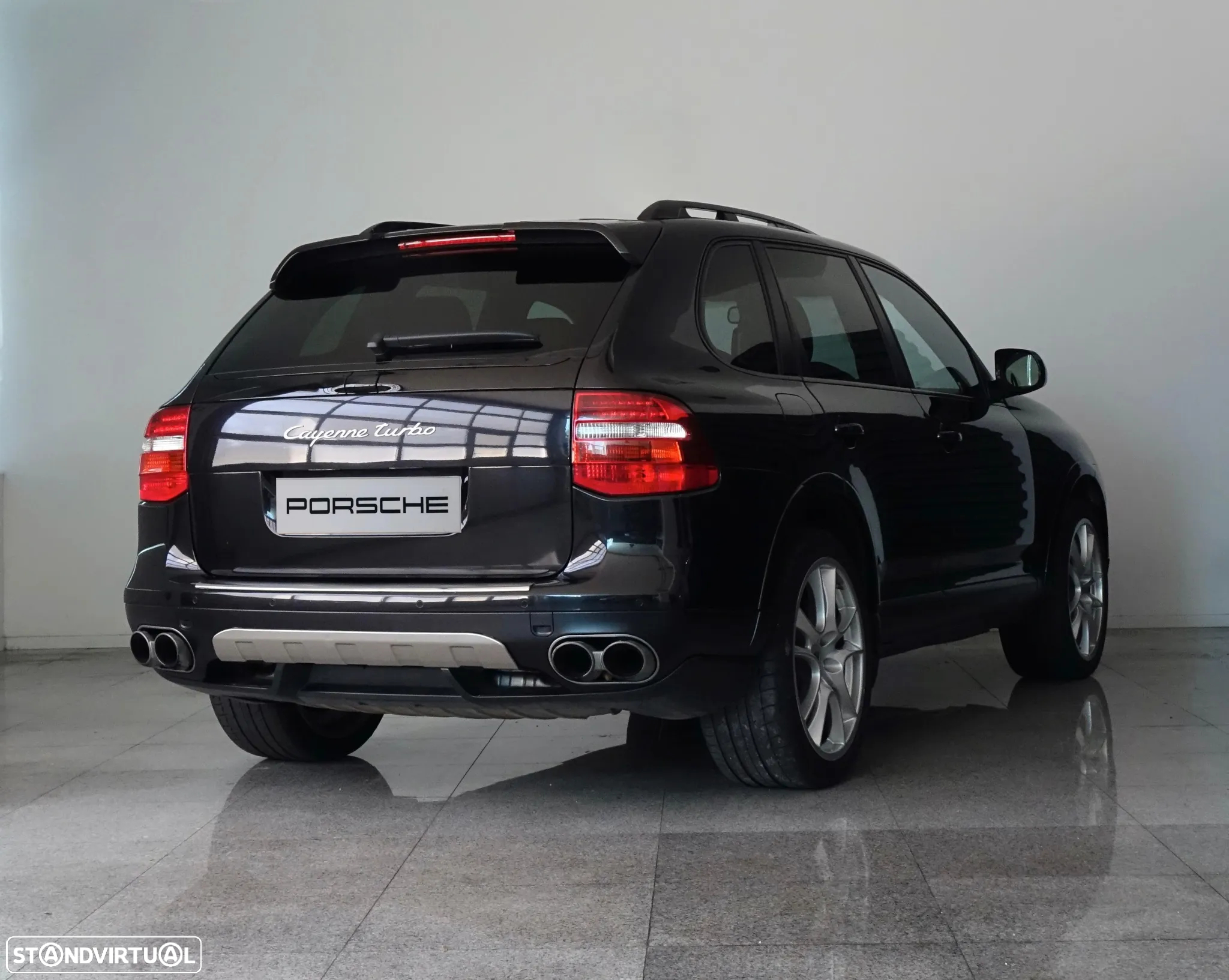 Porsche Cayenne Turbo - 3