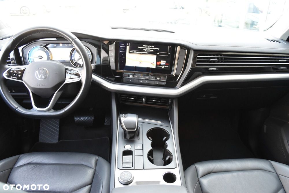 Volkswagen Touareg - 10