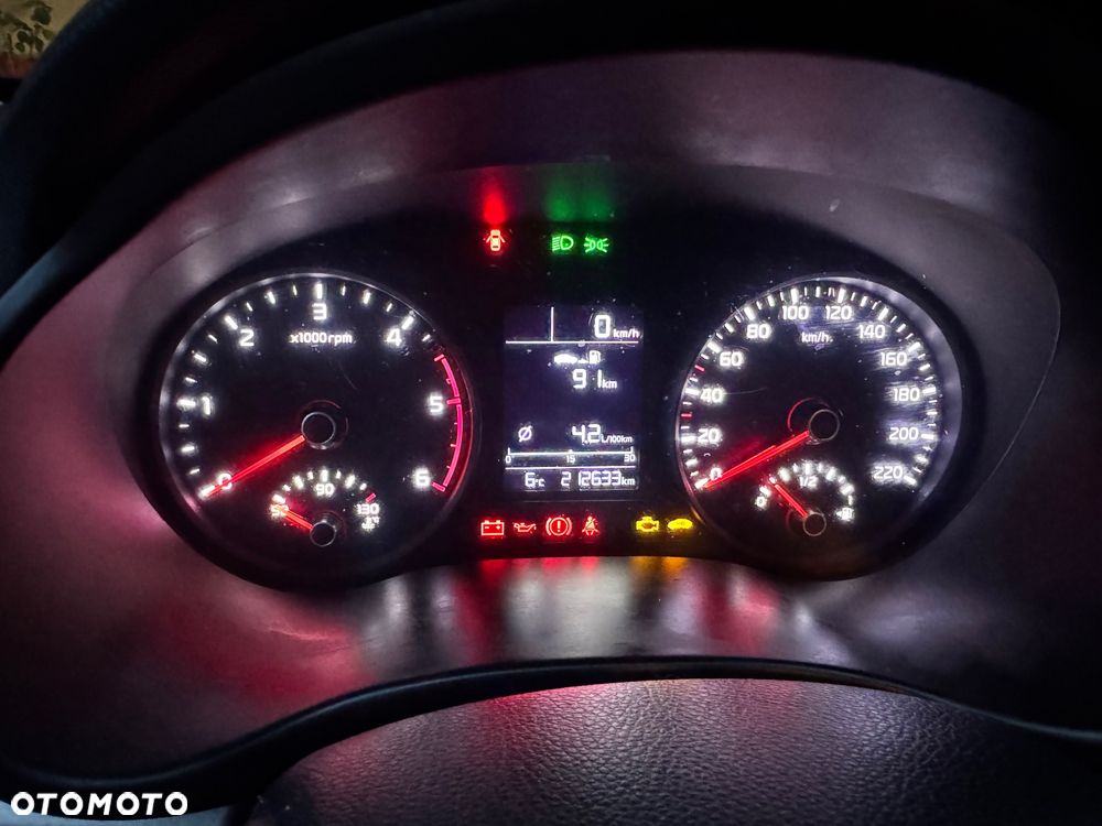 Kia Rio 1.4 crdi XL - 8