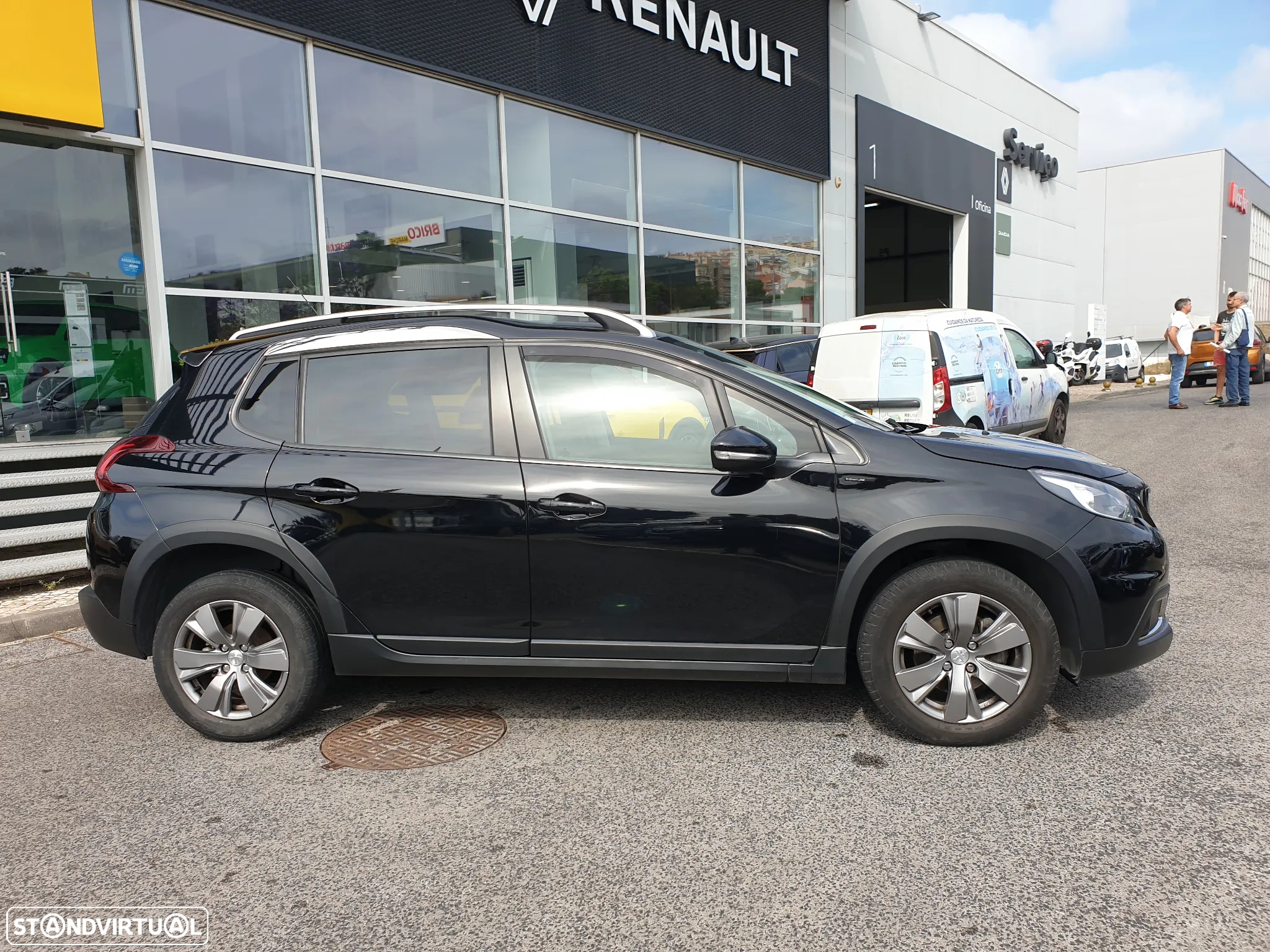 Peugeot 2008 1.2 PureTech Signature - 2