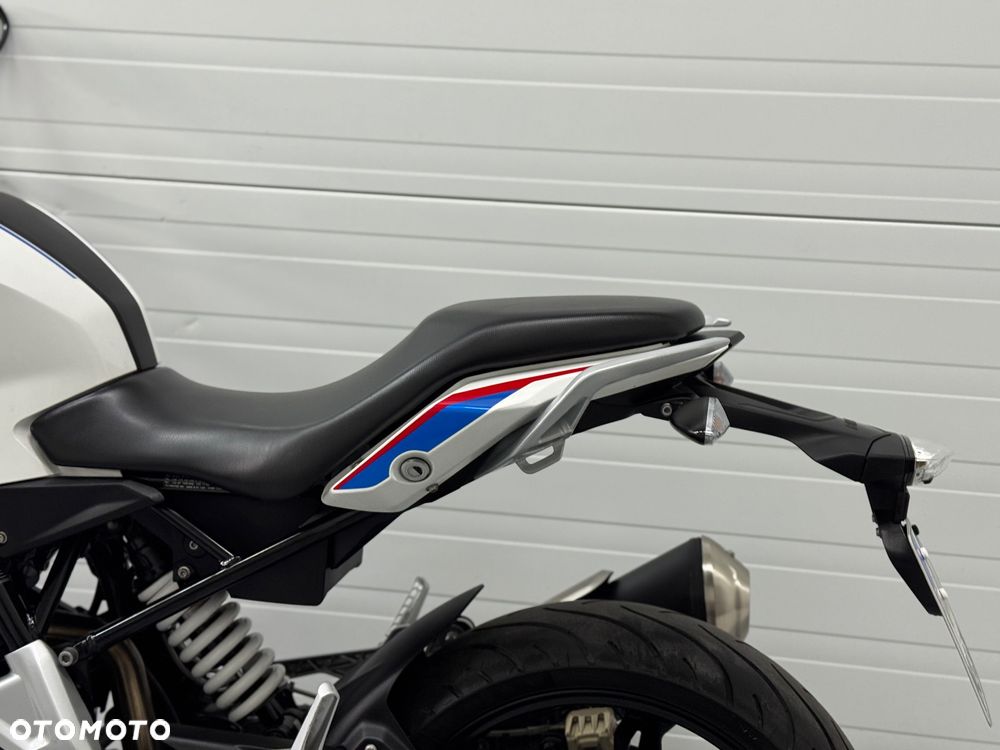BMW G - 18