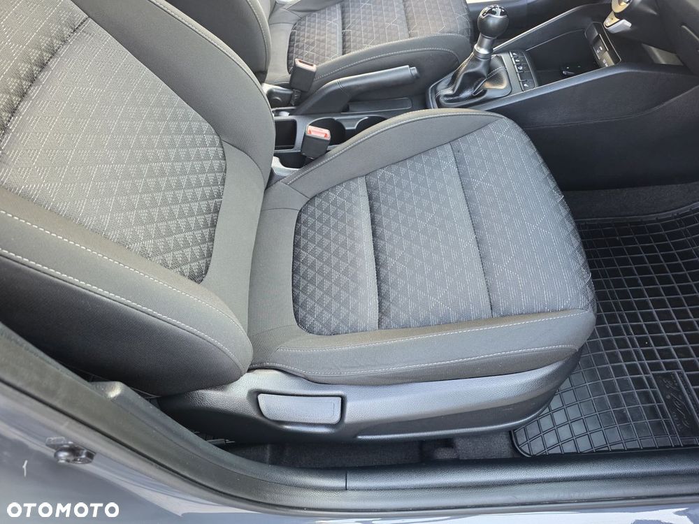 Kia Rio 1.2 M - 11