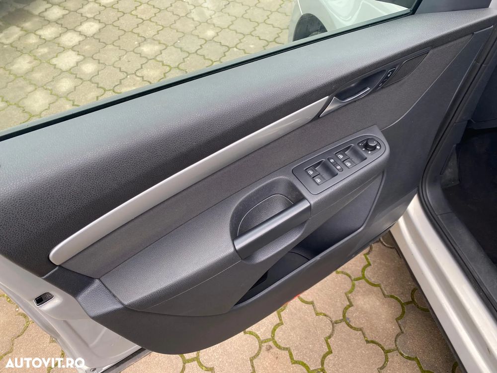 Volkswagen Sharan - 29