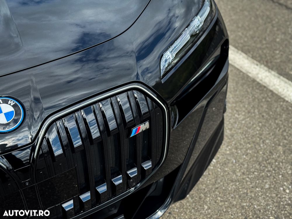 BMW M7 M760e xDrive - 7