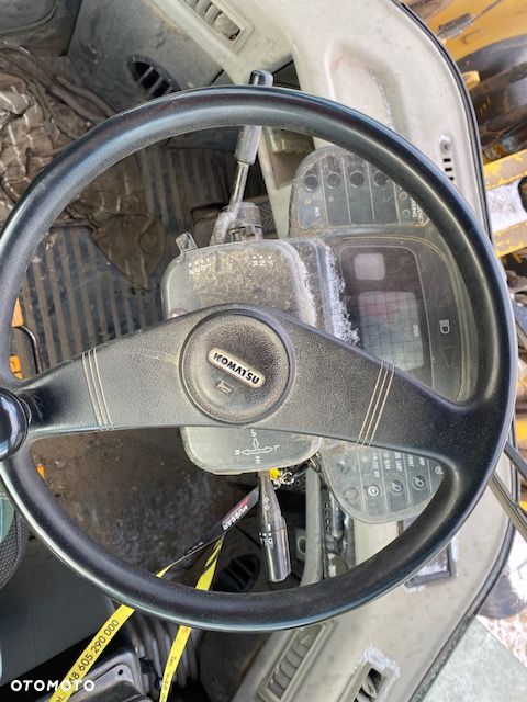 Komatsu WA270-3 - 18