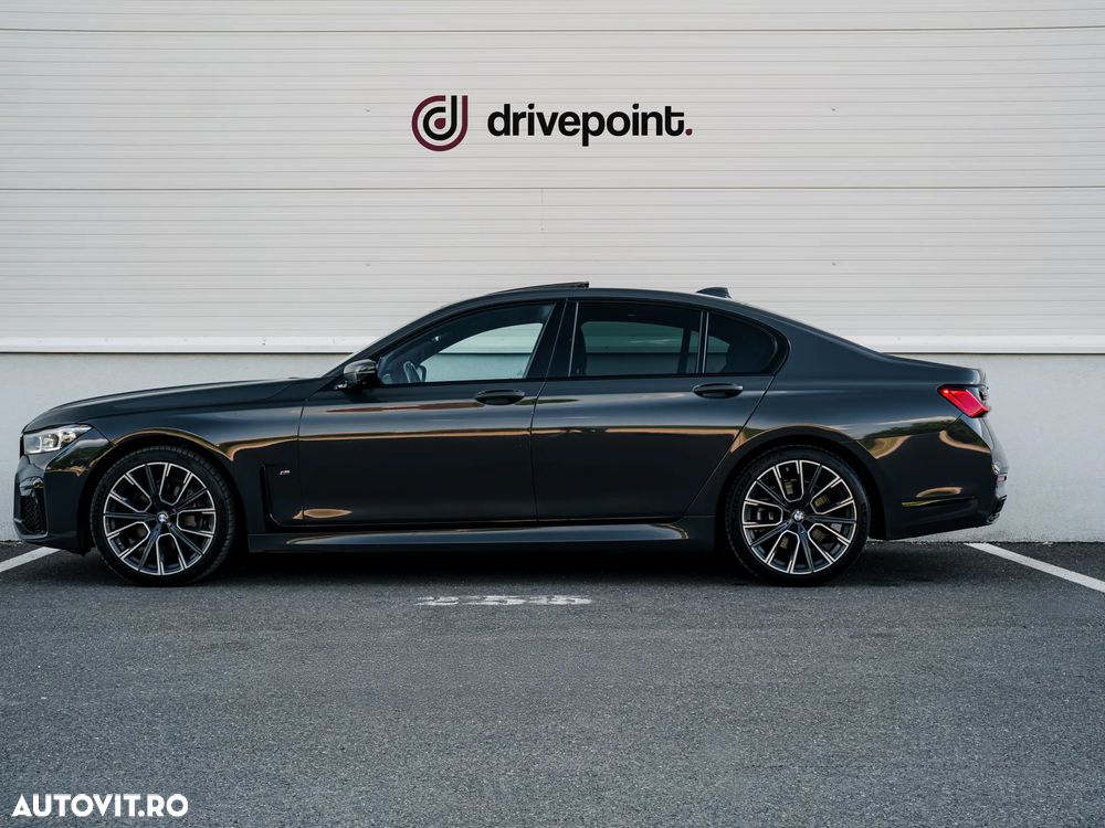 BMW Seria 7 730d xDrive MHEV - 8