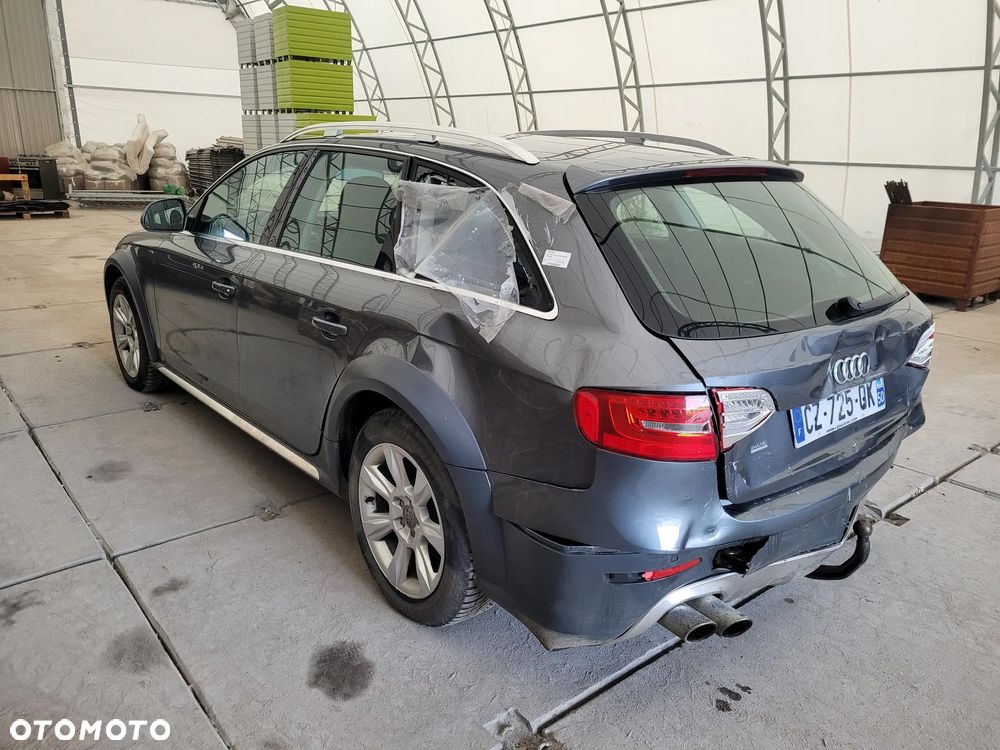 Audi A4 - 4