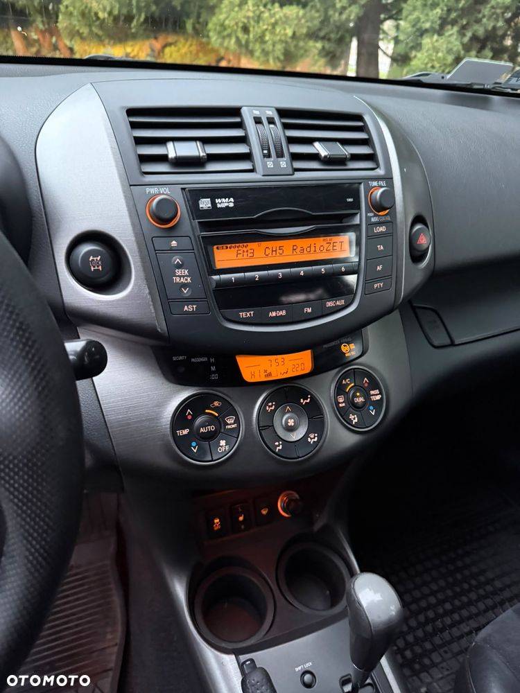 Toyota RAV4 2.0 VVT-i Premium MS - 9