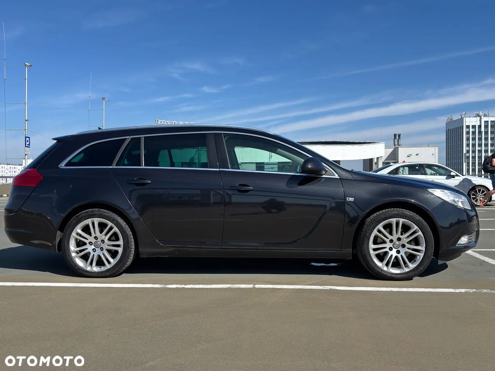 Opel Insignia 2011 photo 2