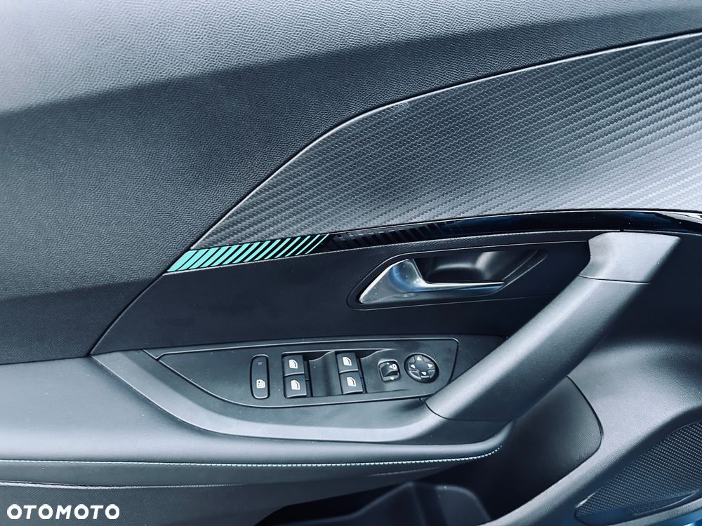 Peugeot 2008 1.2 PureTech Allure Pack S&S - 10