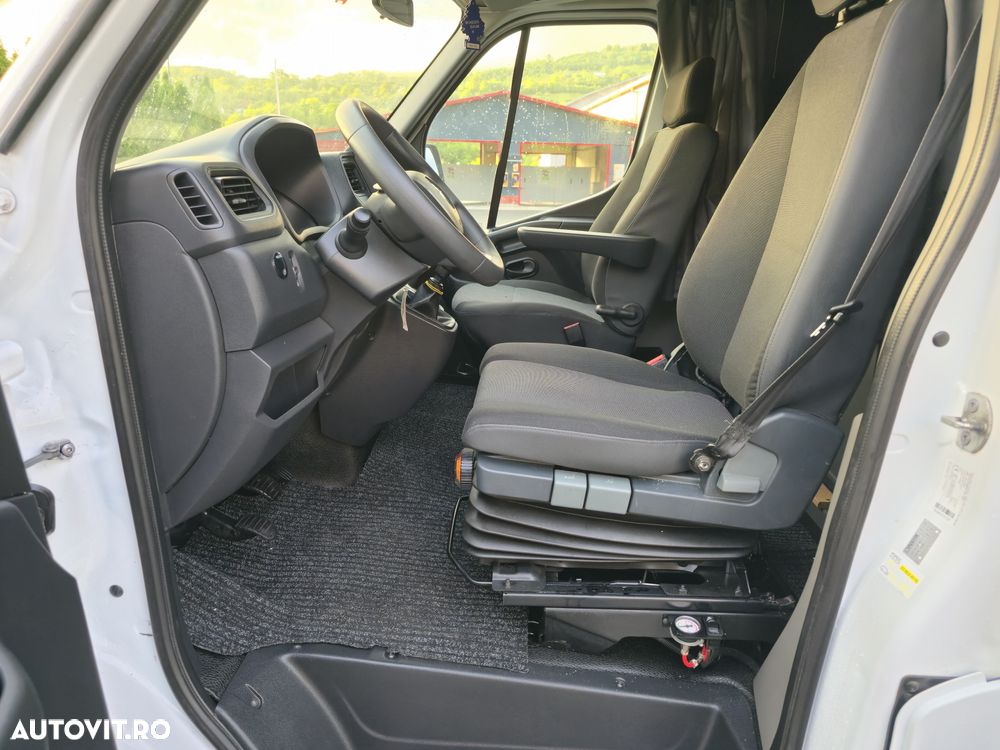 Renault Master - 10