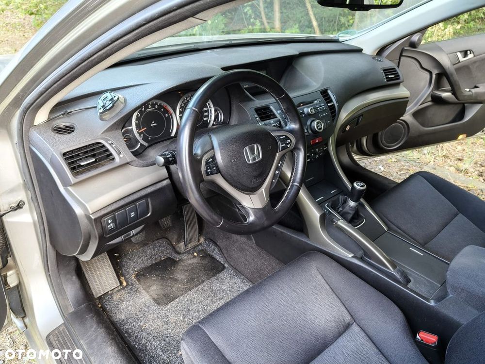 Honda Accord 2.0 Elegance - 17