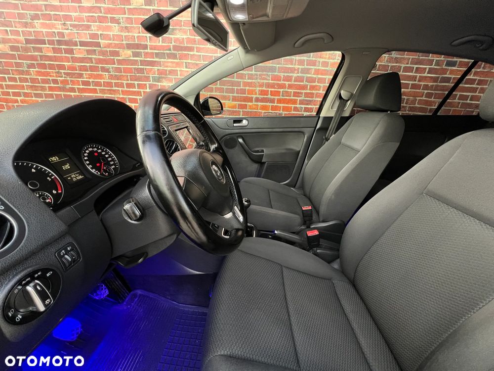 Volkswagen Golf Plus - 10