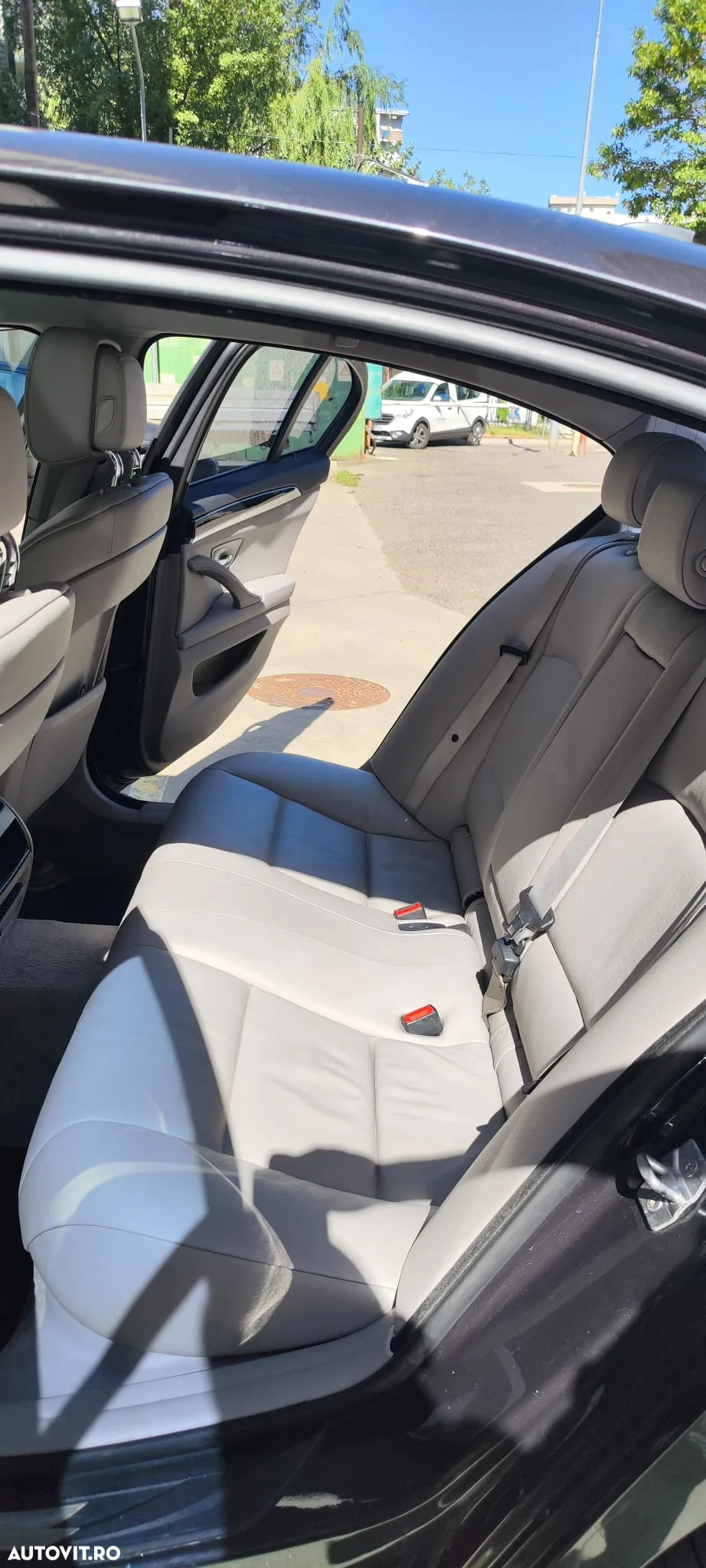 BMW Seria 5 520d Aut. - 5