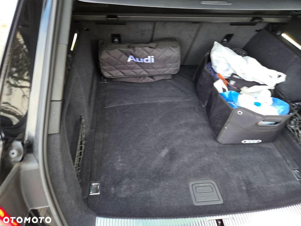 Audi A4 Avant 40 TFSI S tronic S line - 24