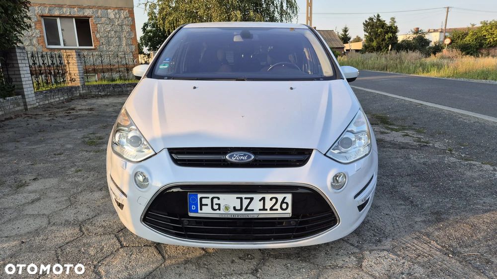Ford S-Max - 24