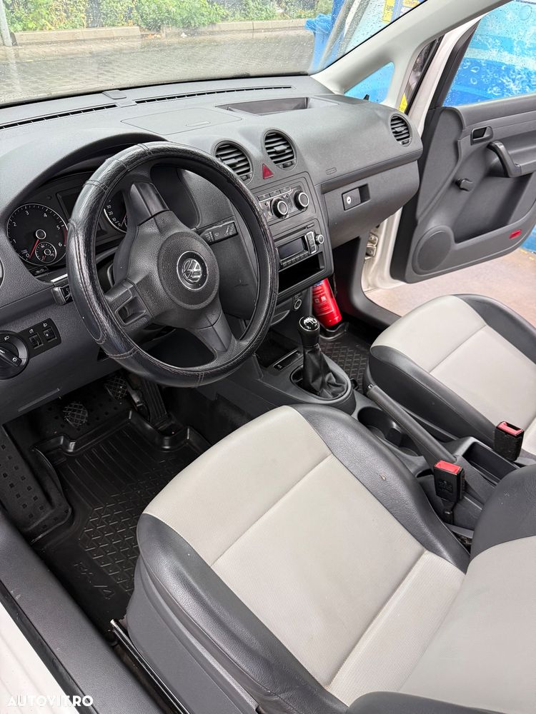 Volkswagen Caddy - 19