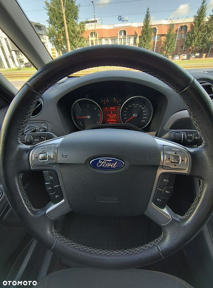 Ford Galaxy 2.0 TDCi Platinium X (Titanium) MPS6 - 31