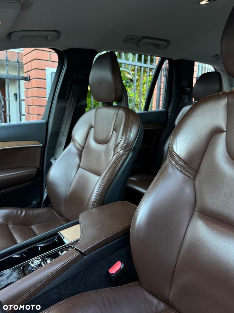 Volvo XC 90 D5 AWD Inscription 7os - 9