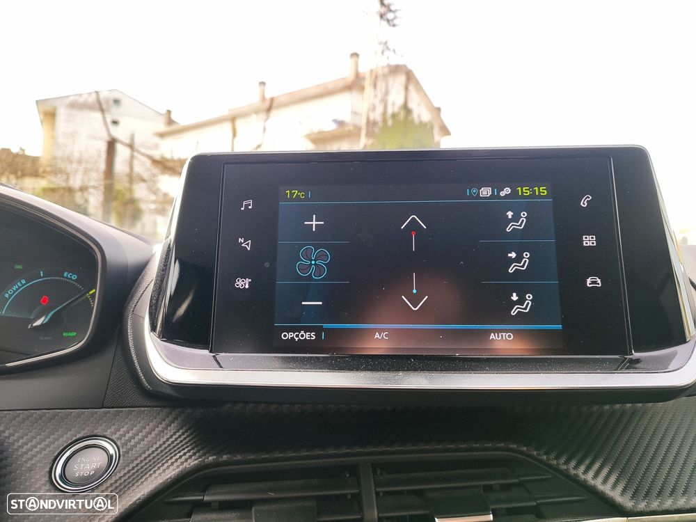 Peugeot e-208 50 kWh Allure - 23